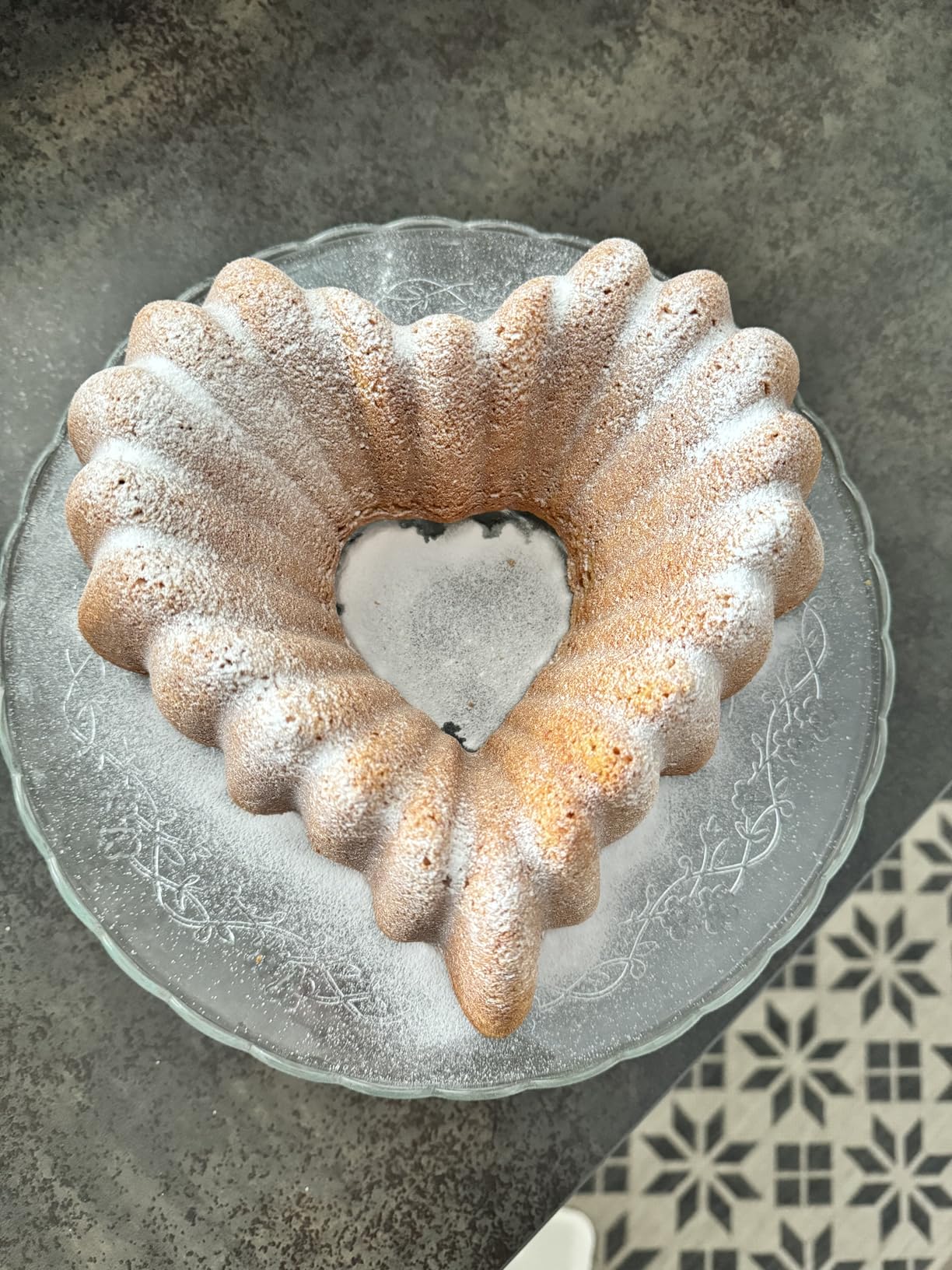Herz-Gugelhupf zum Valentin
